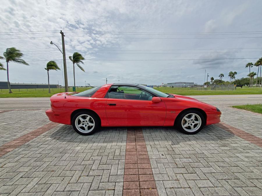  Chevrolet Camaro SS (1710) 1996 года  (фото 12 из 101)